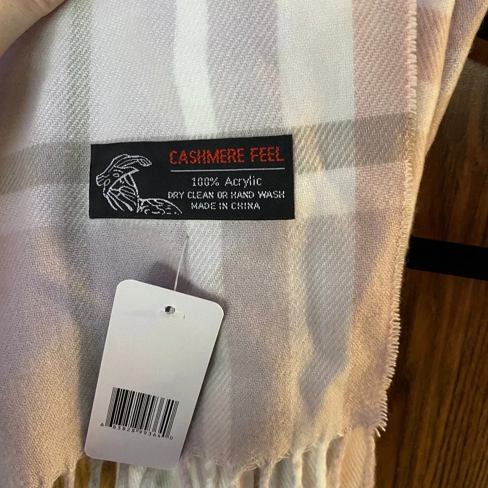 Scarf Womens OS Pink Plaid Cashmere Feel Acrylic Fringed Winter Wrap